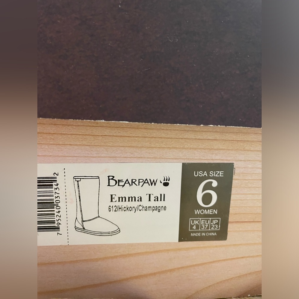 Bearpaw Emma Tall. Size 6. Color Hickory/Champagne. Used. Worn only once/twice.